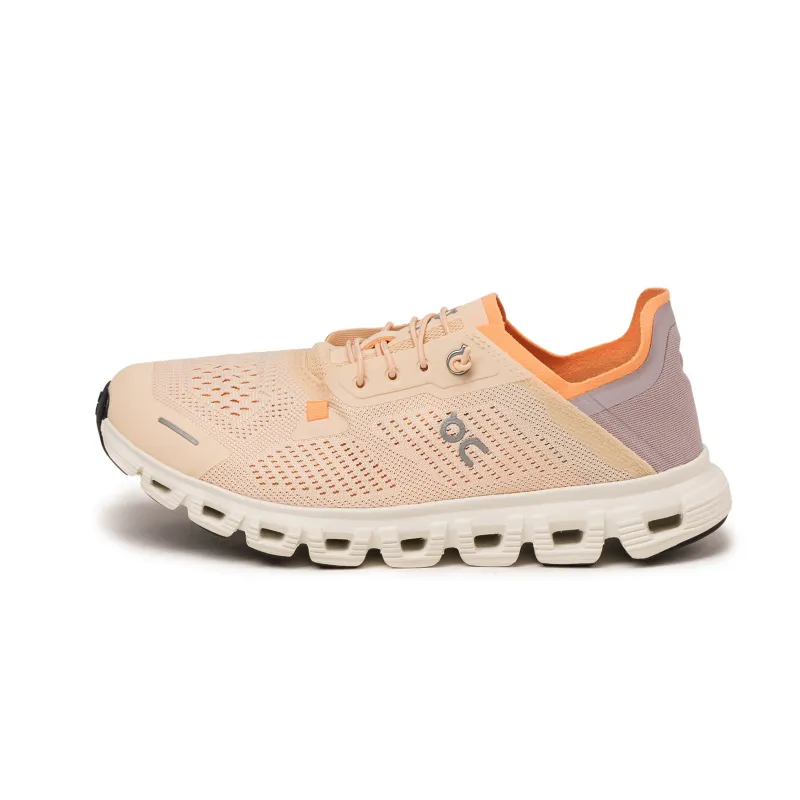 On Cloud 6 Coast W sold by Asphalt Gold