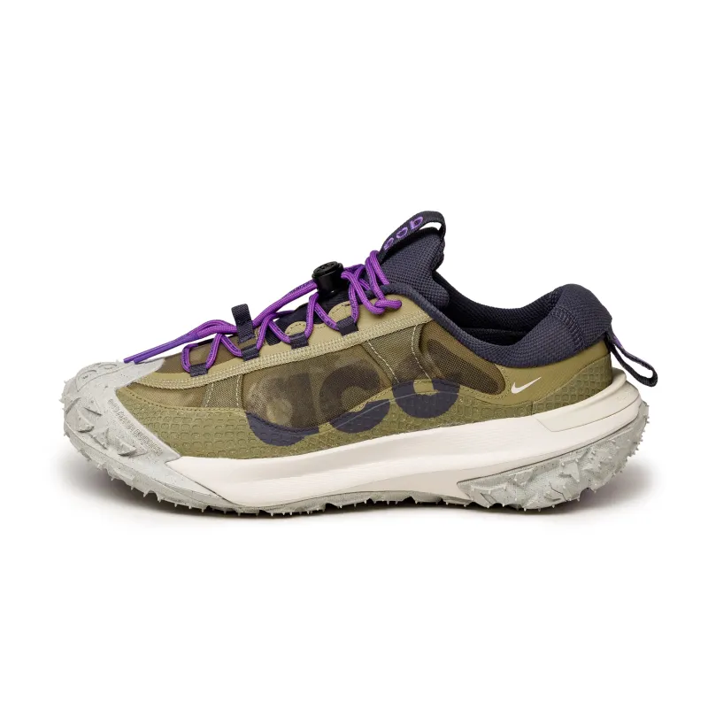 Nike ACG Mountain Fly 2 Low sold by Asphalt Gold