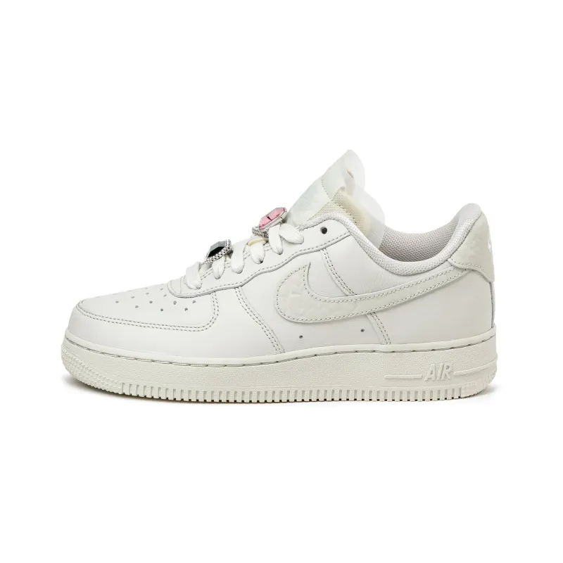 Nike Wmns Air Force 1 Low Premium sold by Asphalt Gold