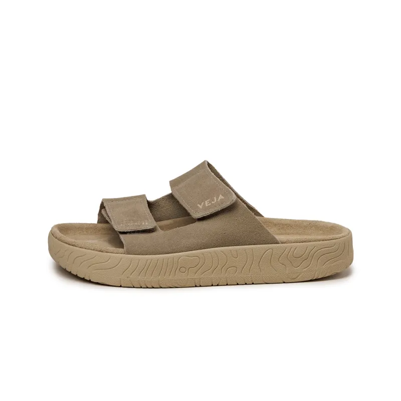 Veja Etna W Suede sold by Asphalt Gold