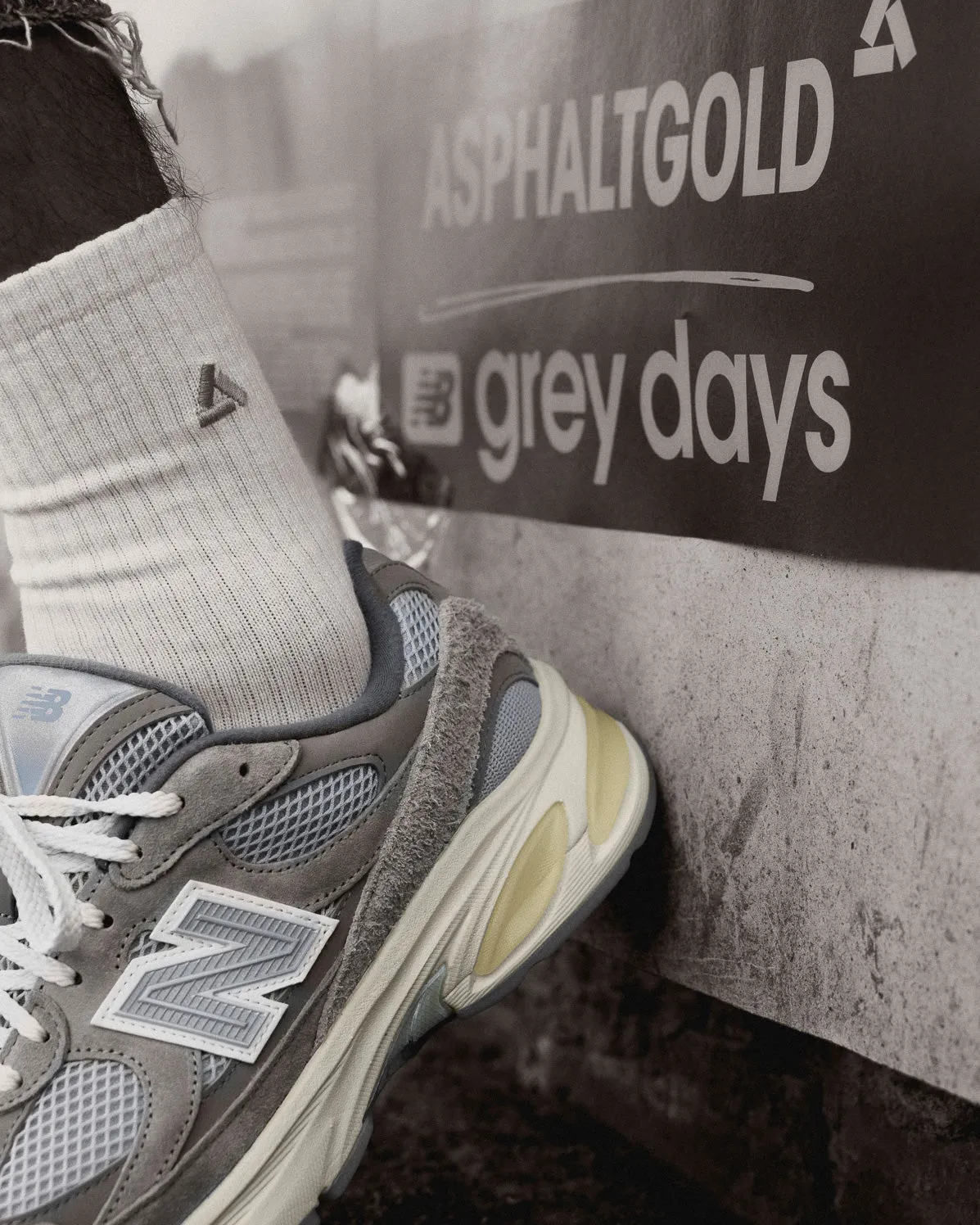 New Balance U2010GD *Grey Day 2025* sold by Asphalt Gold product image thumbnail 3