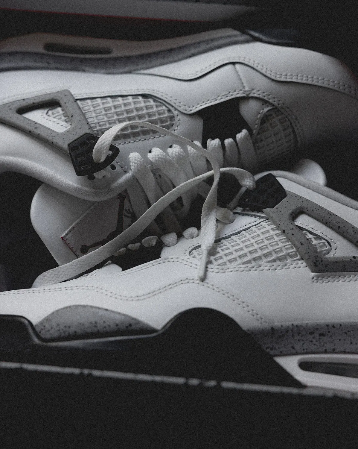 Nike Air Jordan 4 Retro *White Cement* sold by Asphalt Gold product image thumbnail 4