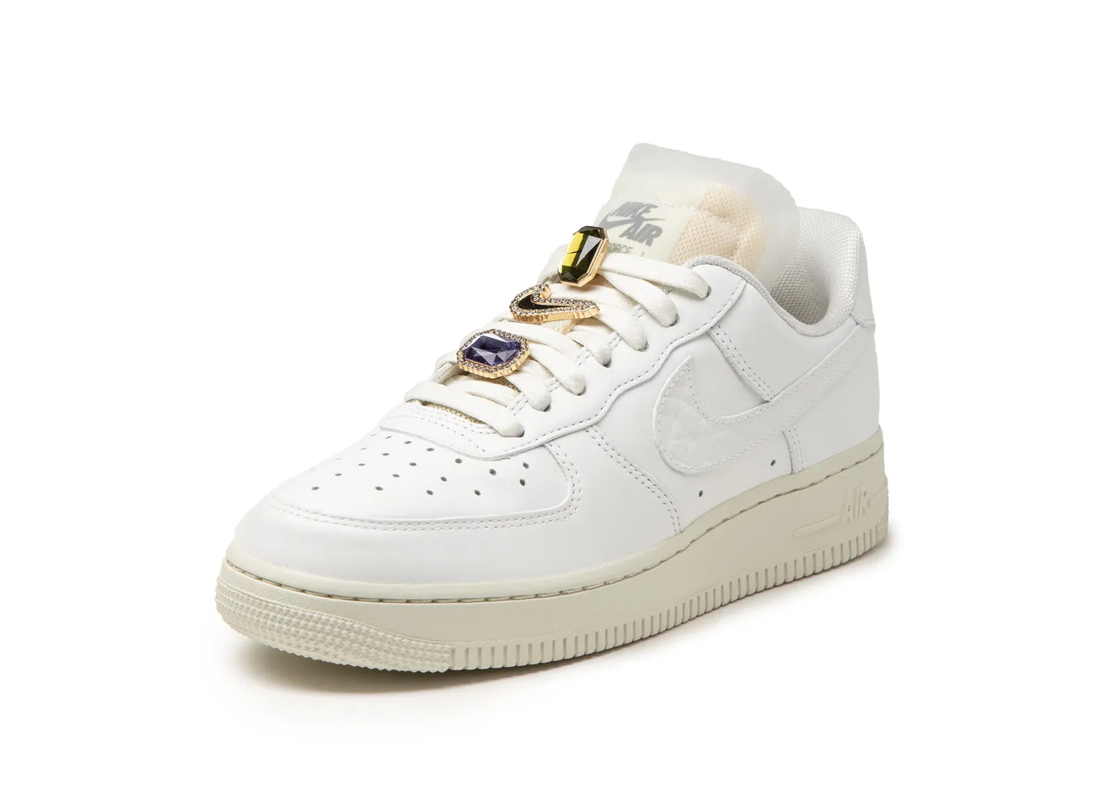 Nike Wmns Air Force 1 Low PRM sold by Asphalt Gold product image thumbnail 2