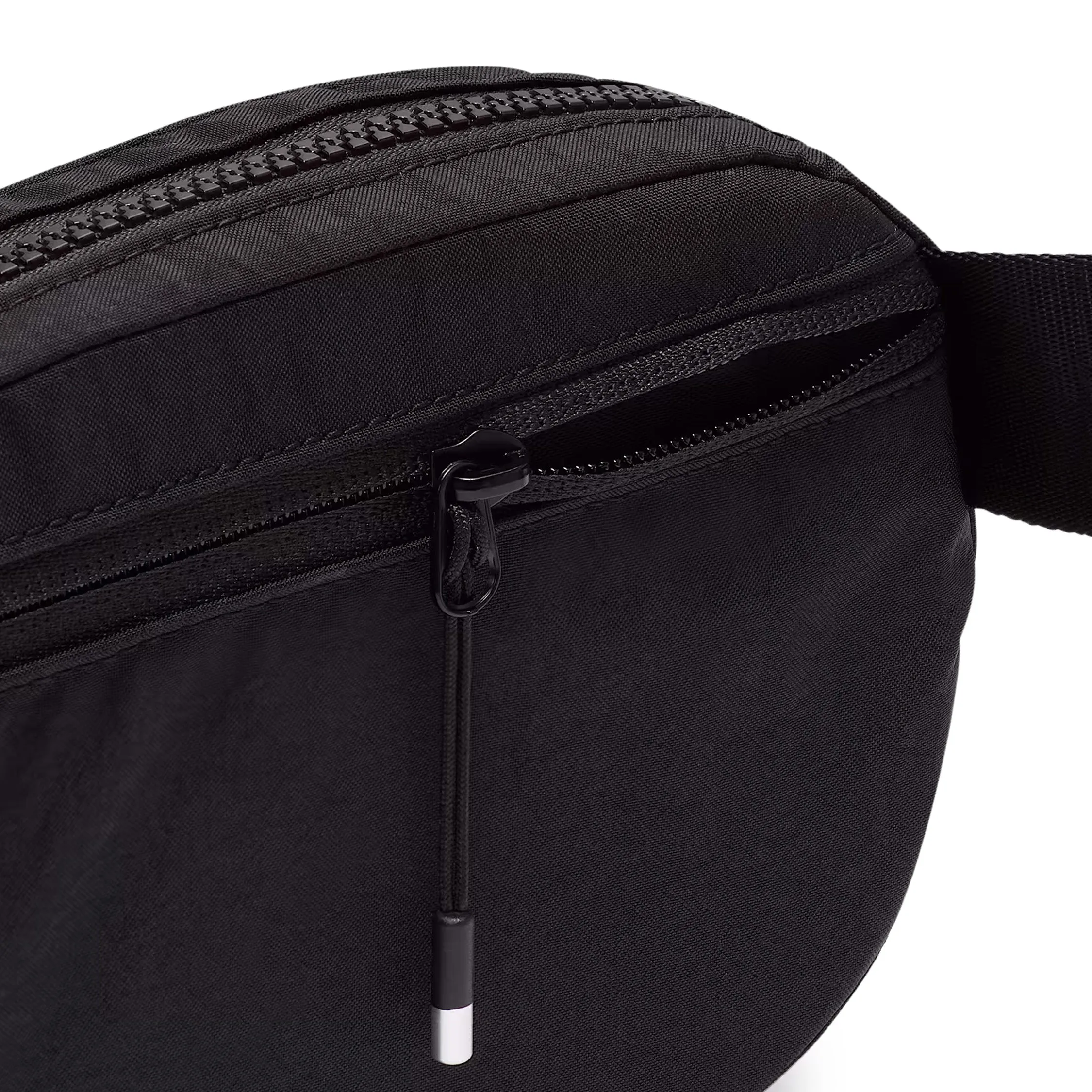 Nike Aura Crossbody Bag (2L) sold by Asphalt Gold product image thumbnail 4