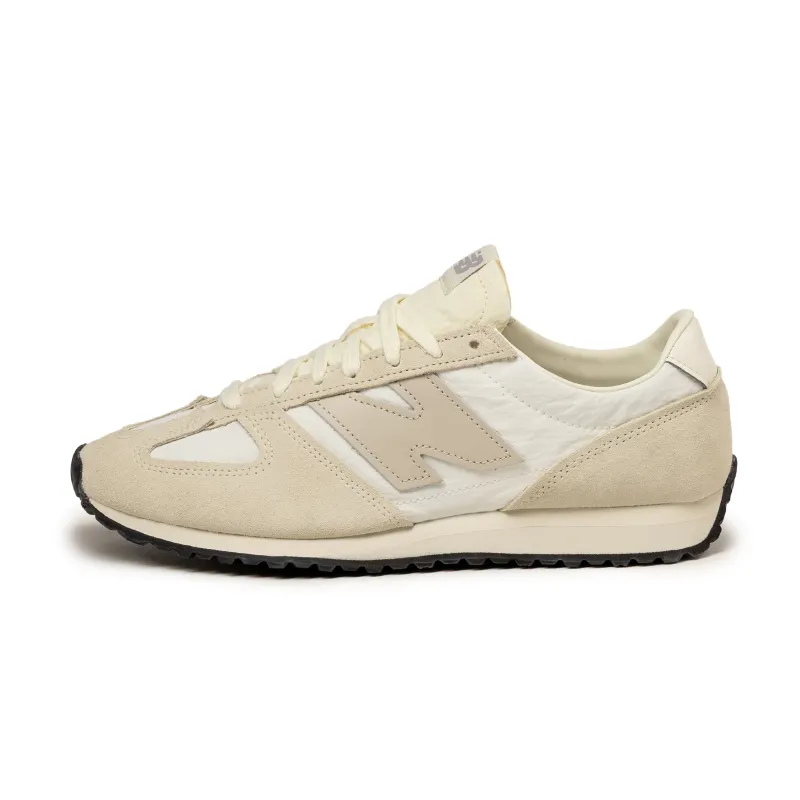 New Balance 471 sold by Asphalt Gold