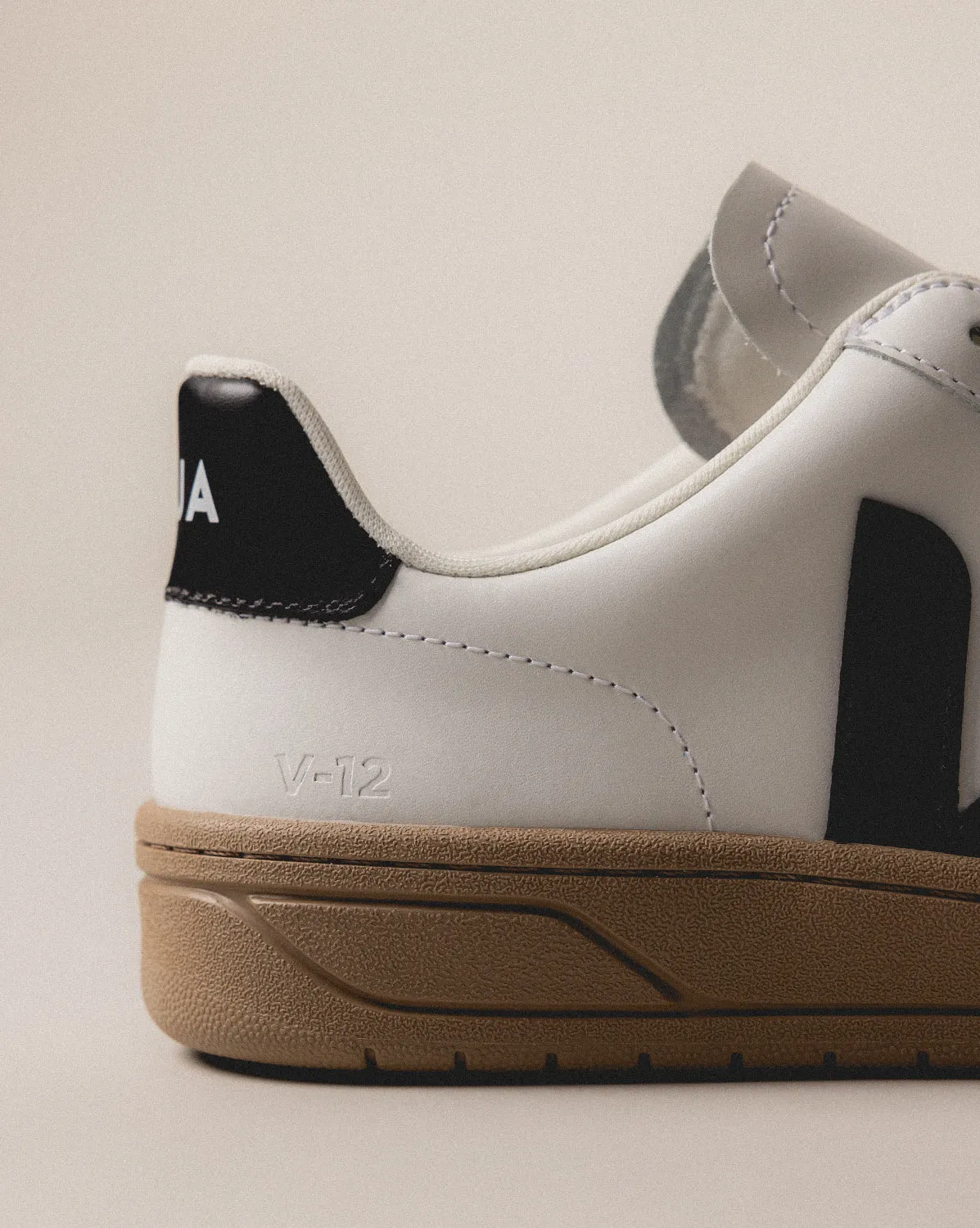 Veja V-12 Leather sold by Asphalt Gold product image thumbnail 5