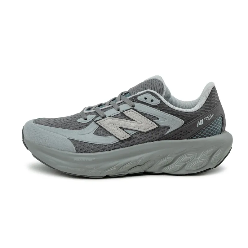 New Balance 800 sold by Asphalt Gold