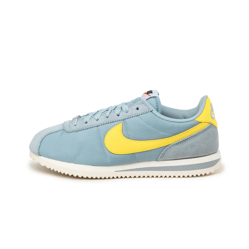 Nike Wmns Cortez TXT sold by Asphalt Gold