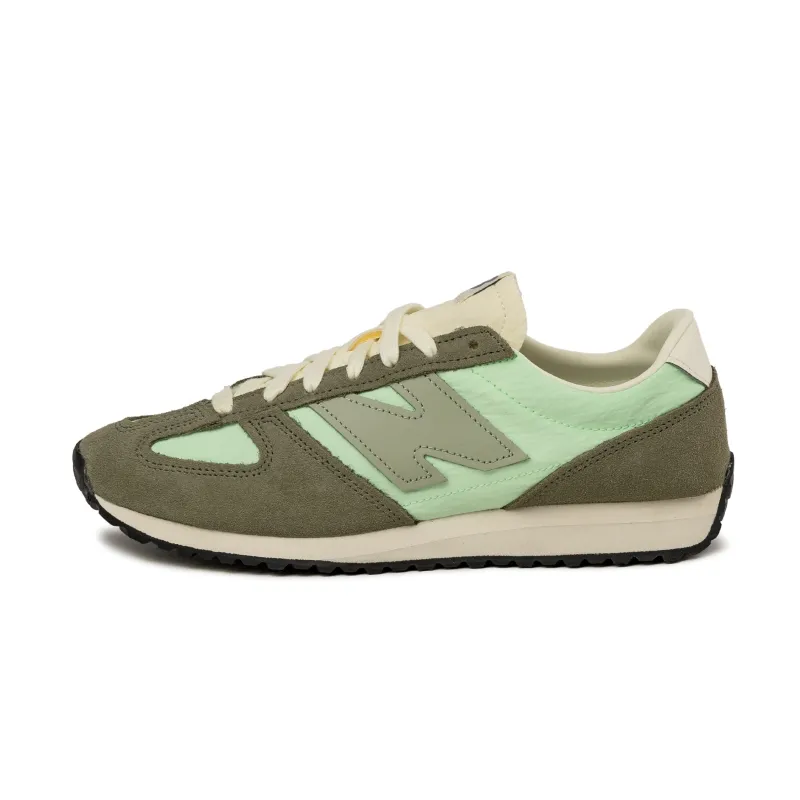 New Balance 471 sold by Asphalt Gold