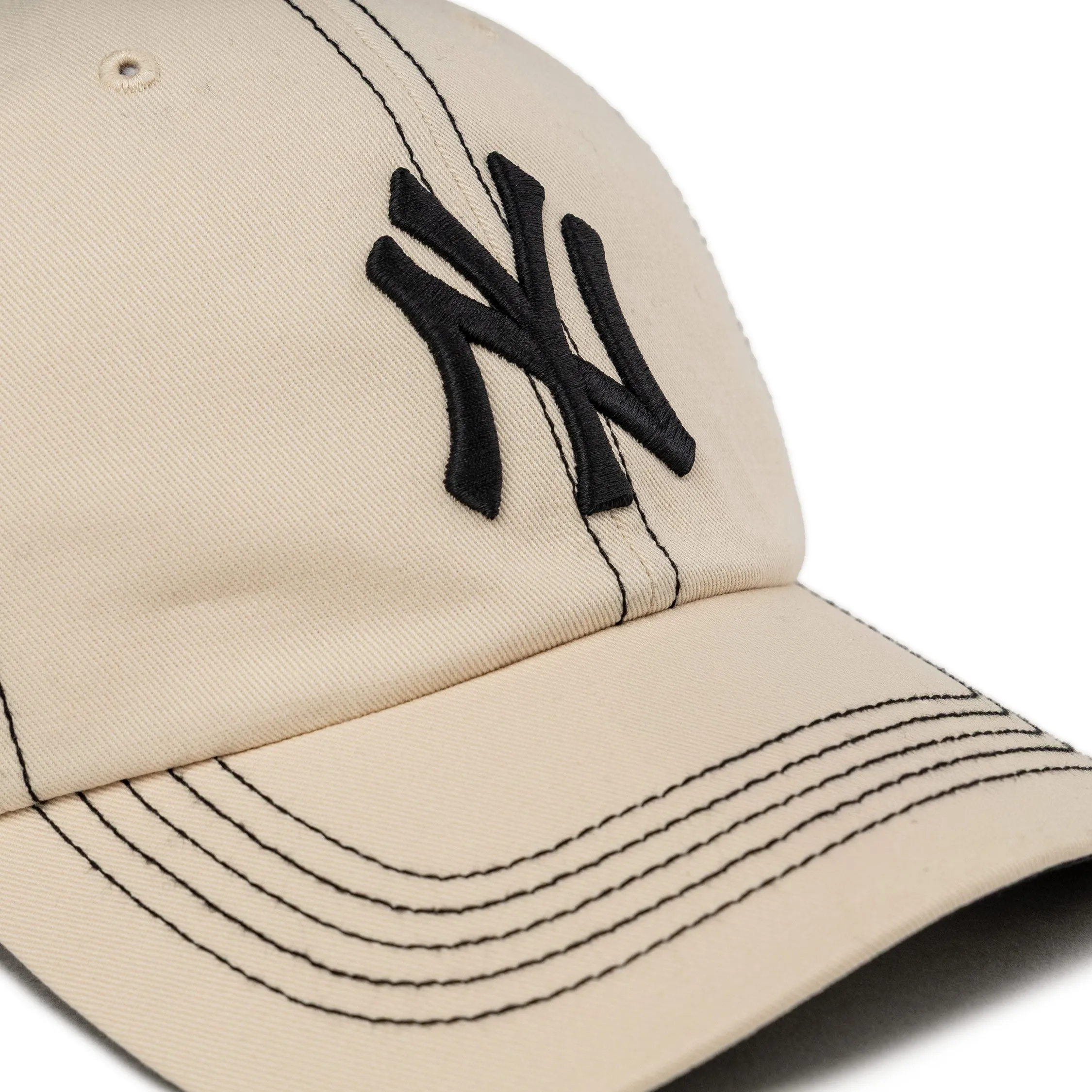 47 MLB New York Yankees Contrast Stitch *Clean Up* Cap sold by Asphalt Gold product image thumbnail 2