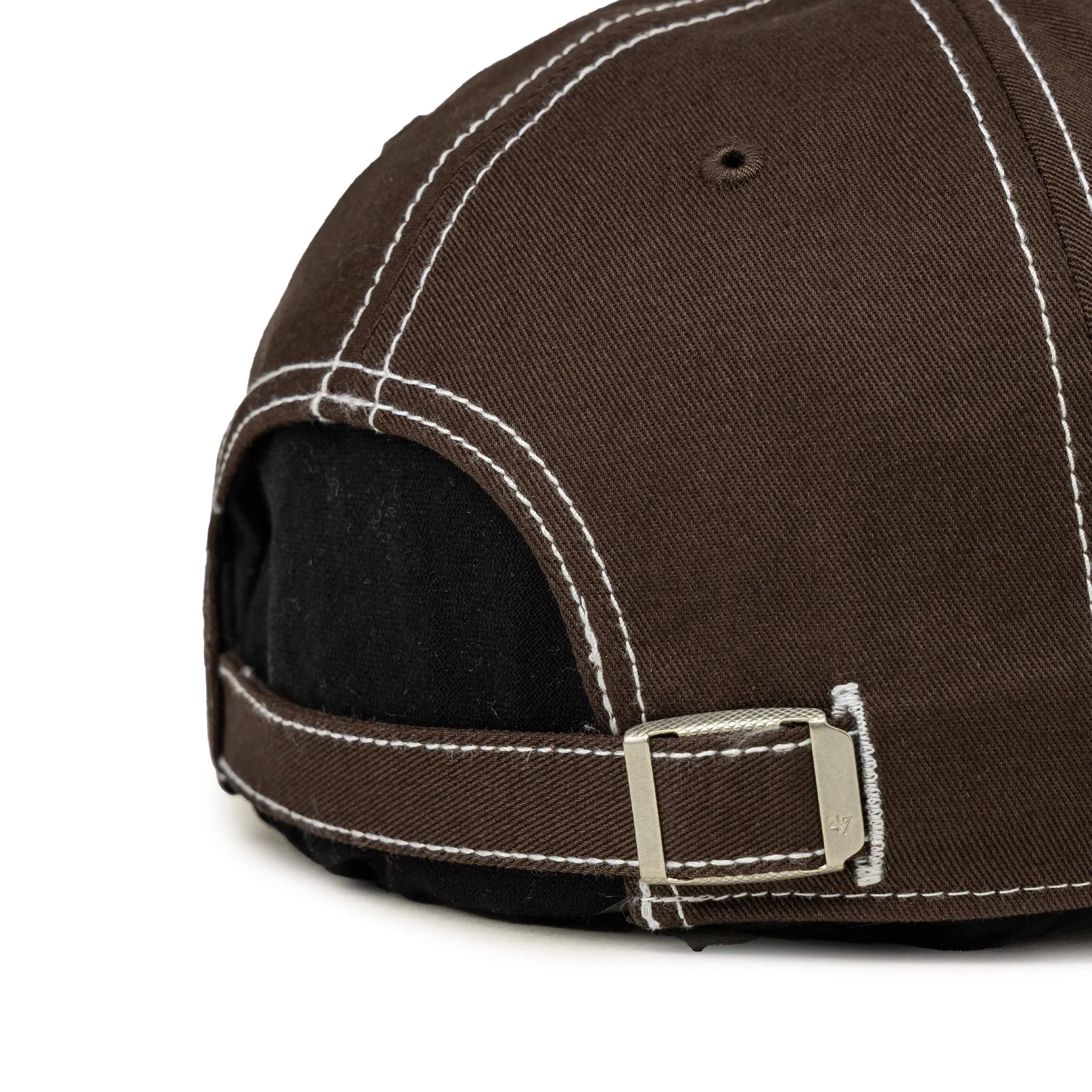 47 MLB New York Yankees Contrast Stitch *Clean Up* Cap sold by Asphalt Gold product image thumbnail 3