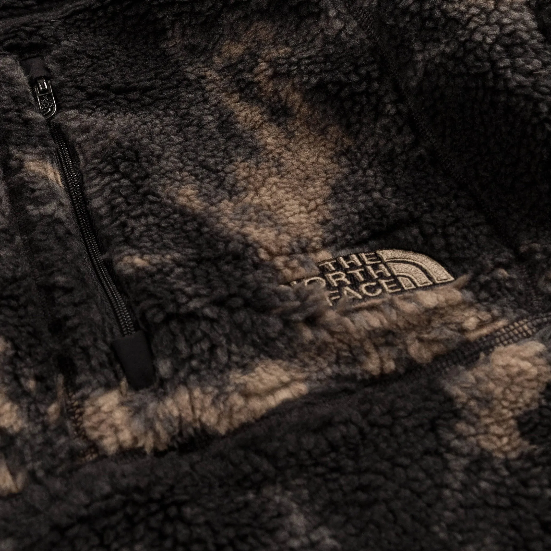 The North Face Extreme Pile Printed Pullover Fleece sold by Asphalt Gold product image thumbnail 4