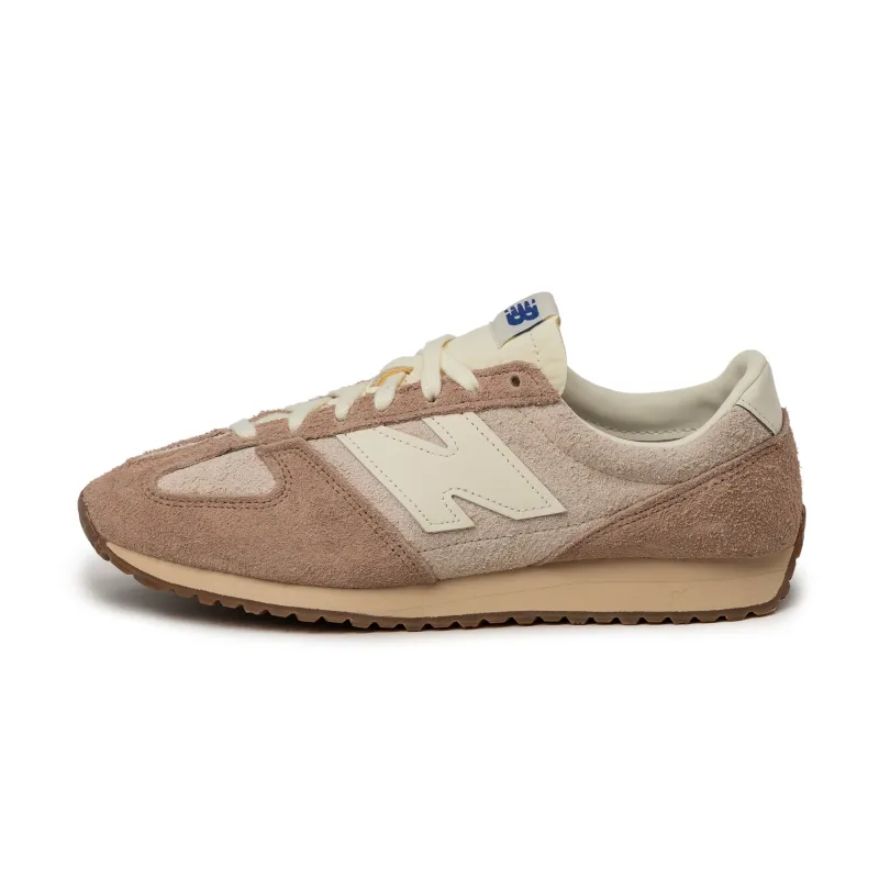 New Balance 471 sold by Asphalt Gold