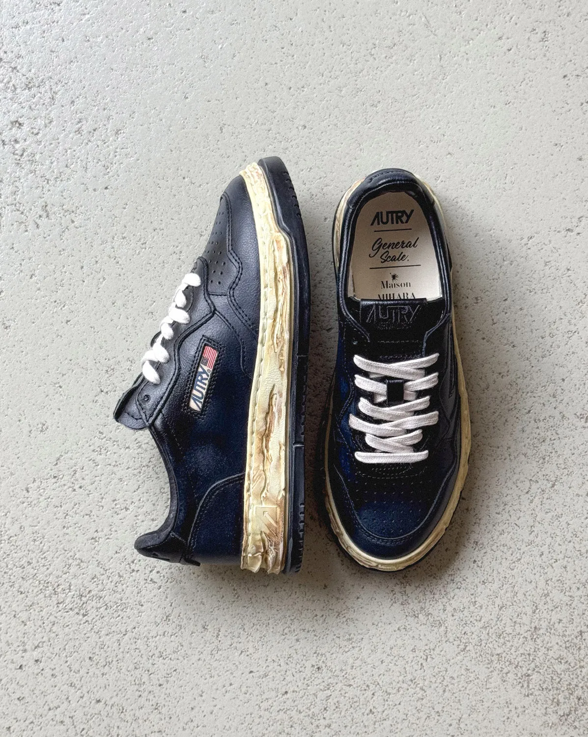 Autry x Mihara Yasuhiro Medalist *Super Vintage* sold by Asphalt Gold product image thumbnail 5