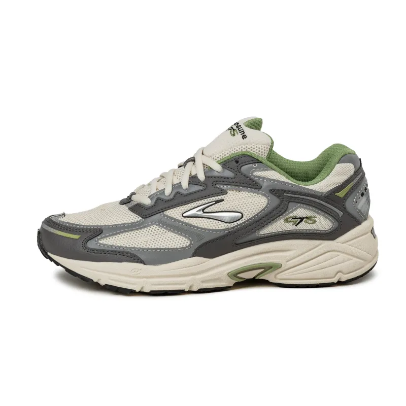 Brooks Adrenaline GTS 4 made by Brooks