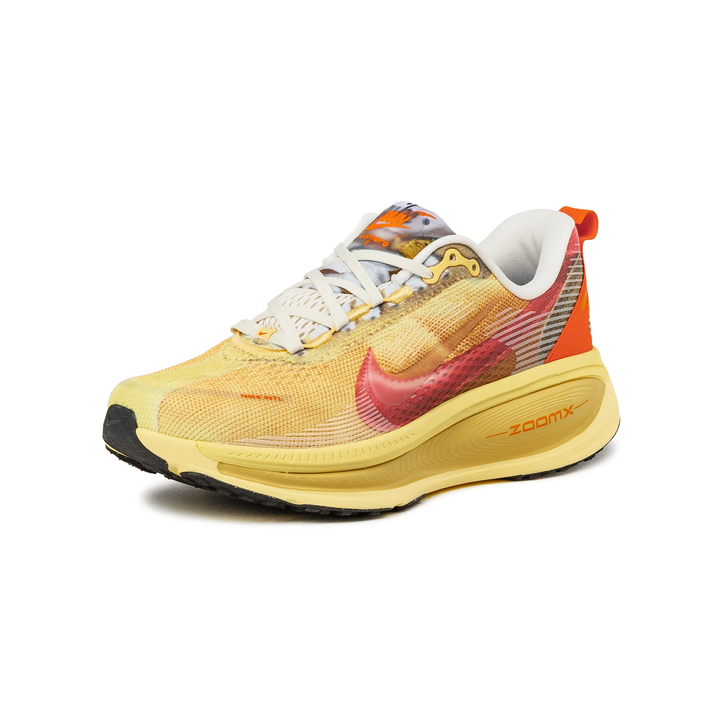 Nike Vomero 18 SE sold by Asphalt Gold product image thumbnail 4