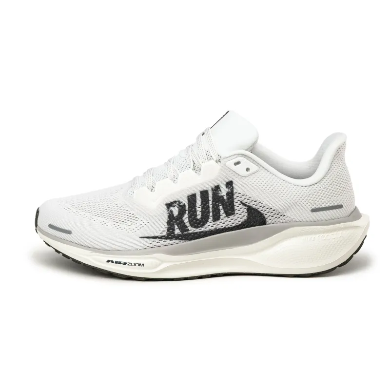 Nike Air Zoom Pegasus 41 SP sold by Asphalt Gold