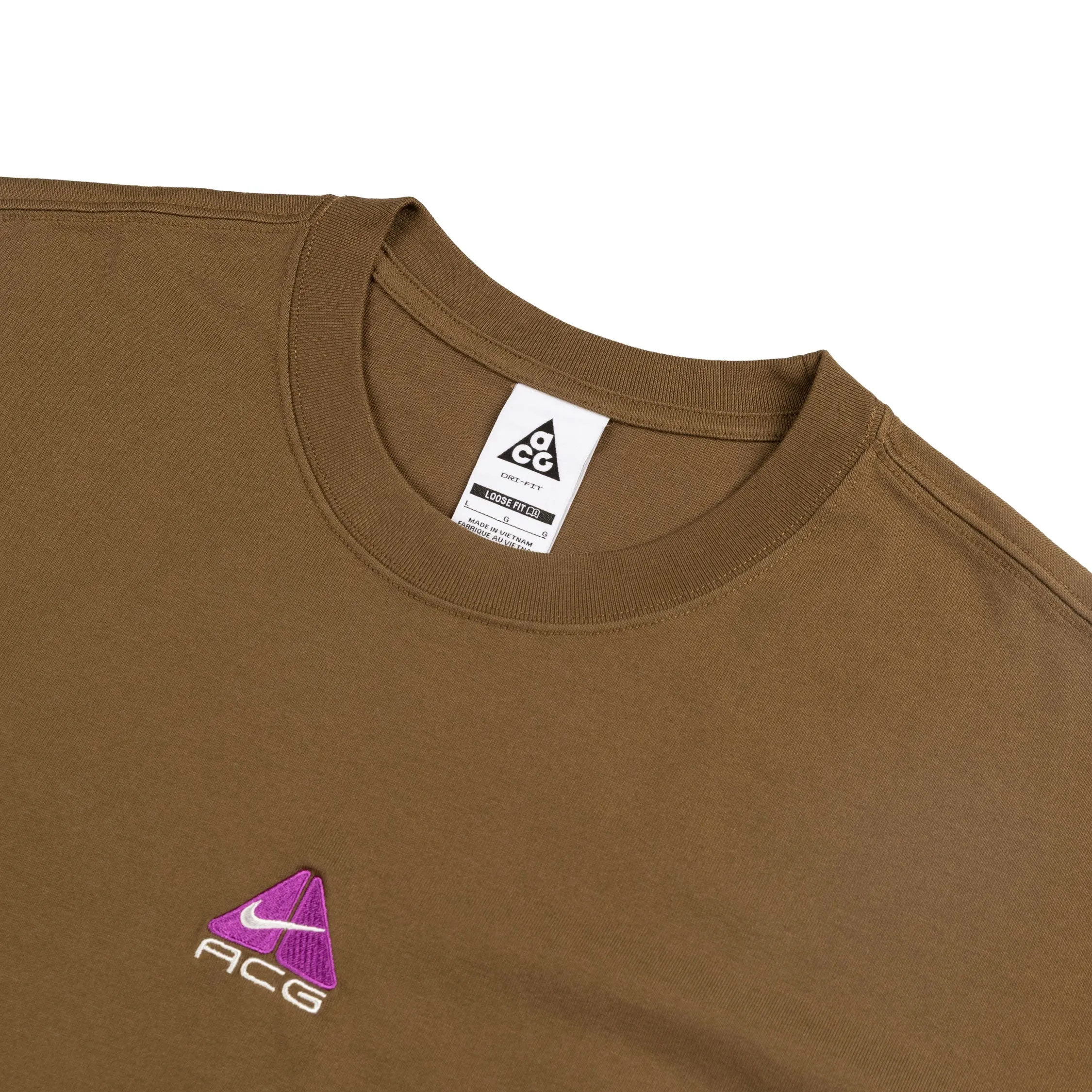 Nike ACG Lungs Tee sold by Asphalt Gold product image thumbnail 2
