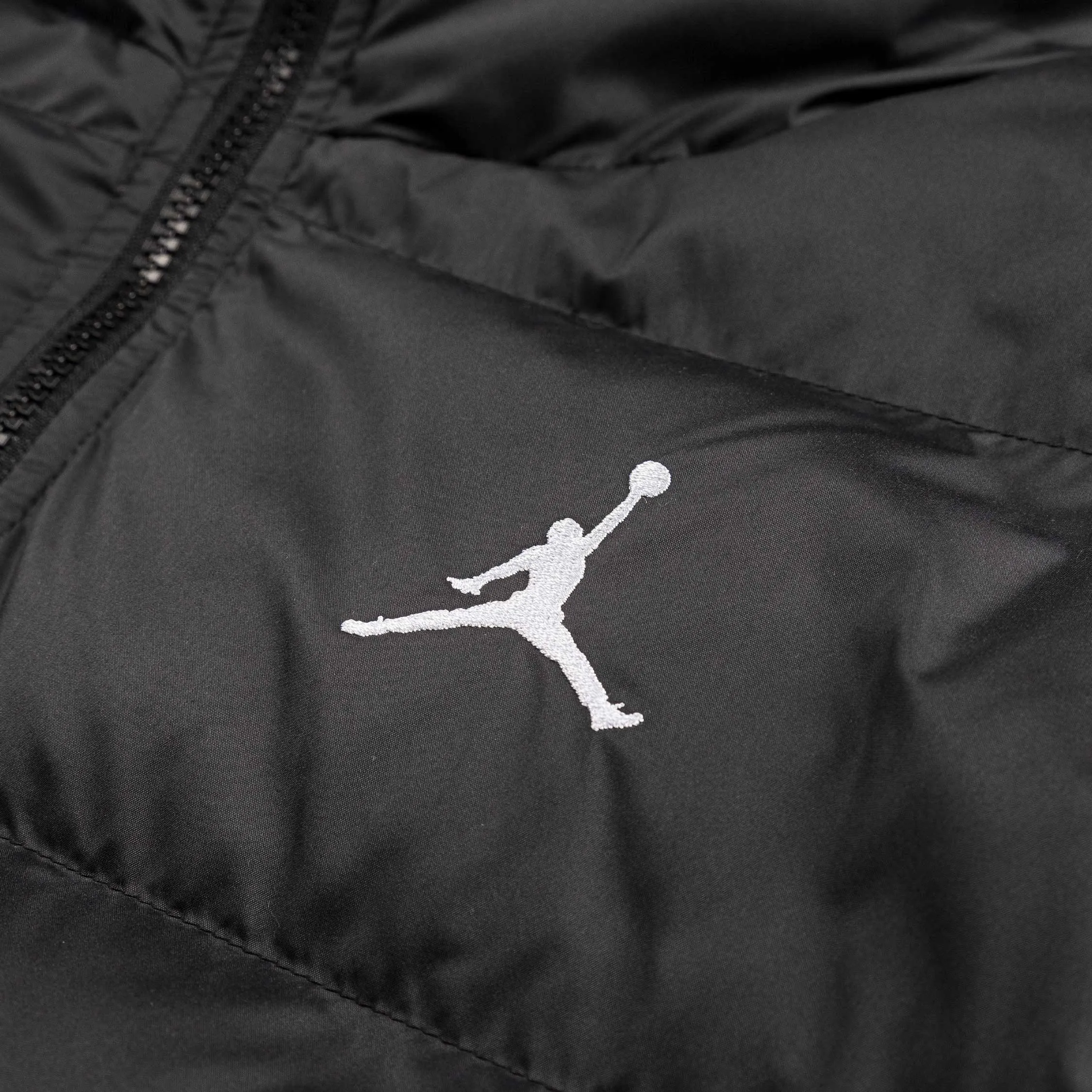 Nike Jordan Brooklyn Therma-FIT Puffer Jacket sold by Asphalt Gold product image thumbnail 4