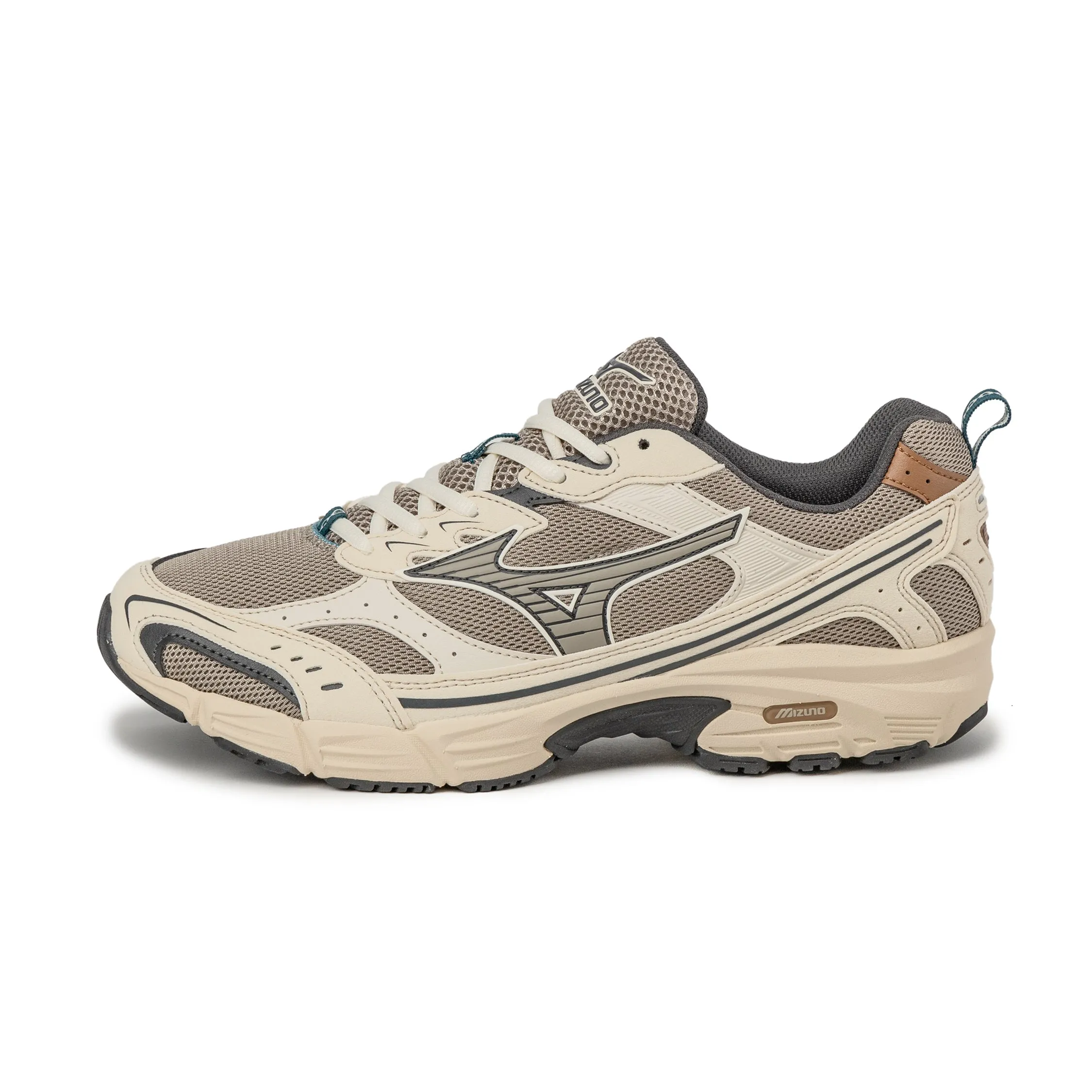 Mizuno MXR Casual sold by Asphalt Gold