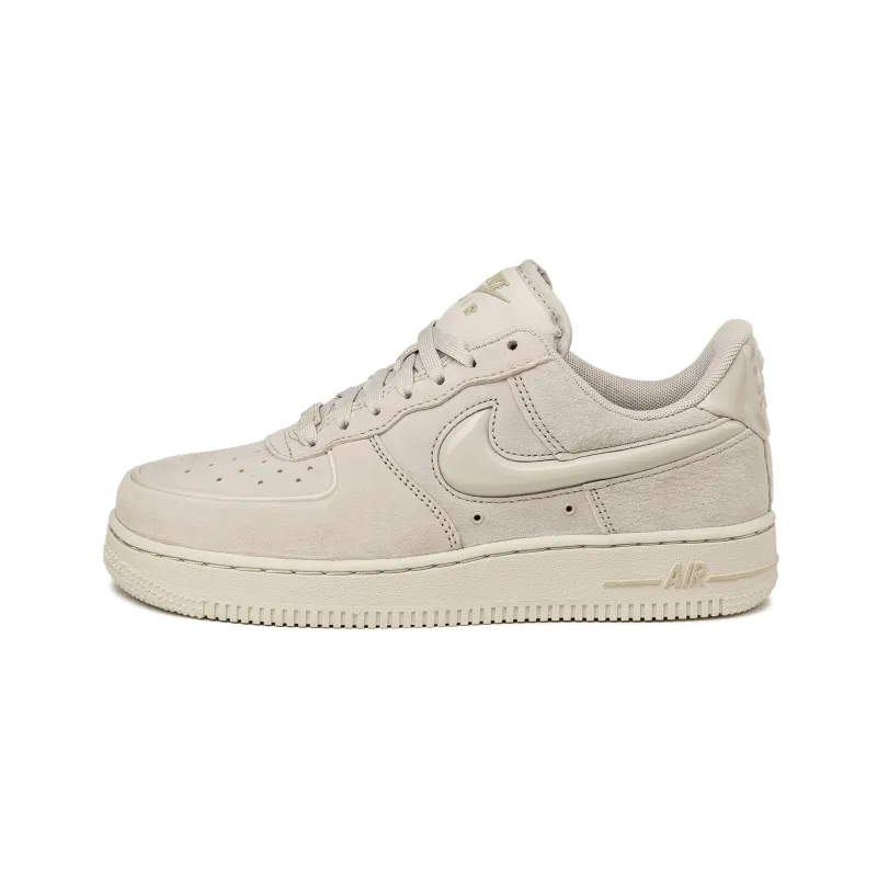 Nike Wmns Air Force 1 '07 sold by Asphalt Gold
