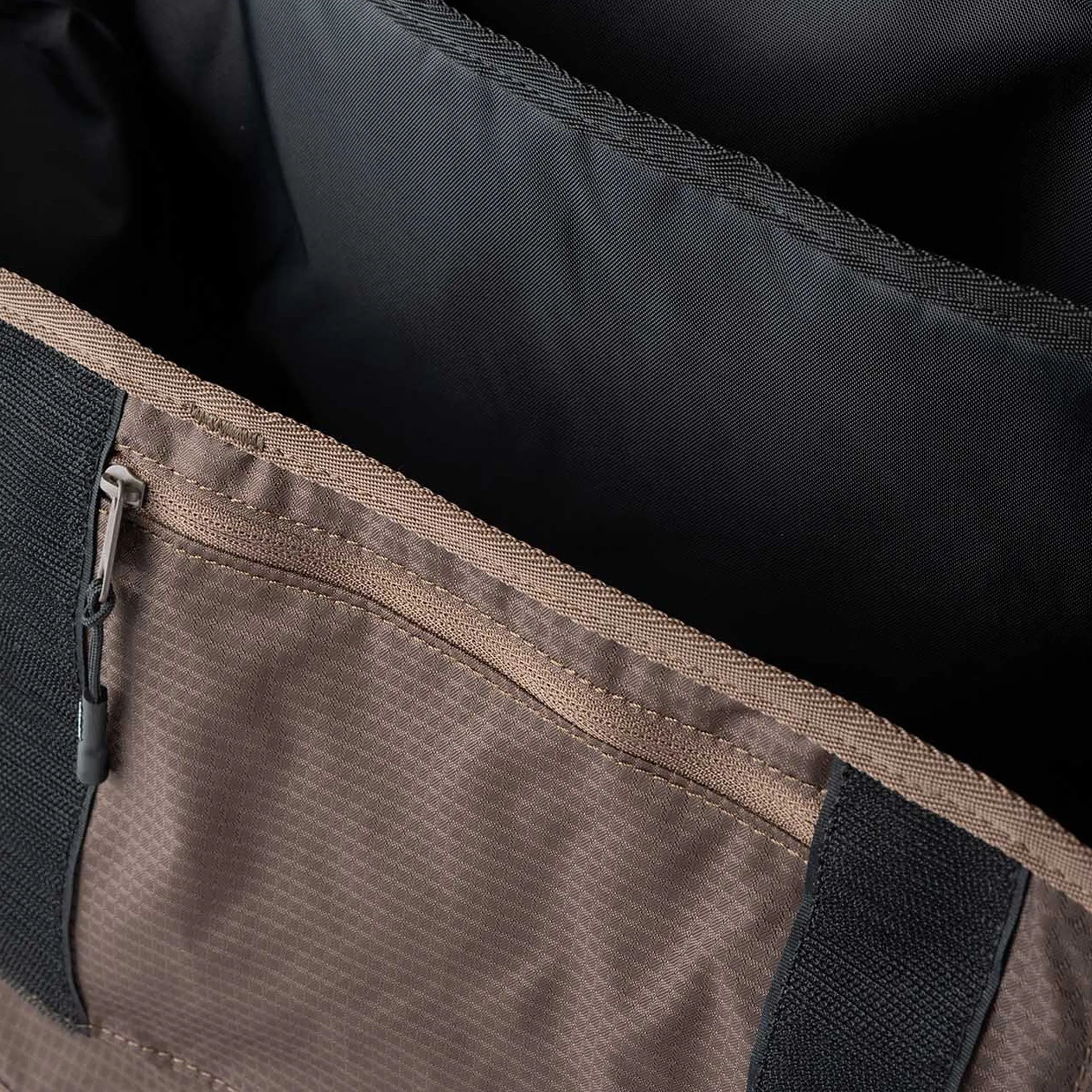 Gramicci Messenger Bag sold by Asphalt Gold product image thumbnail 4
