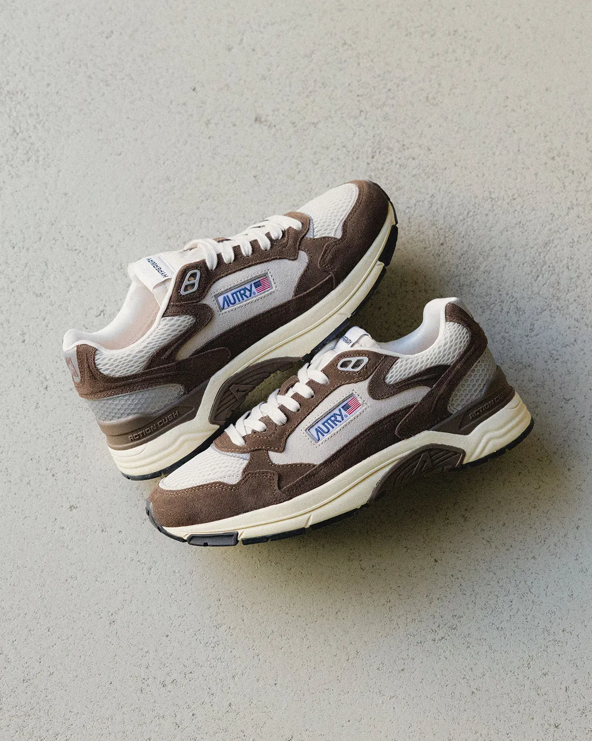 Autry Hyperway *Suede / Mesh* sold by Asphalt Gold product image thumbnail 2