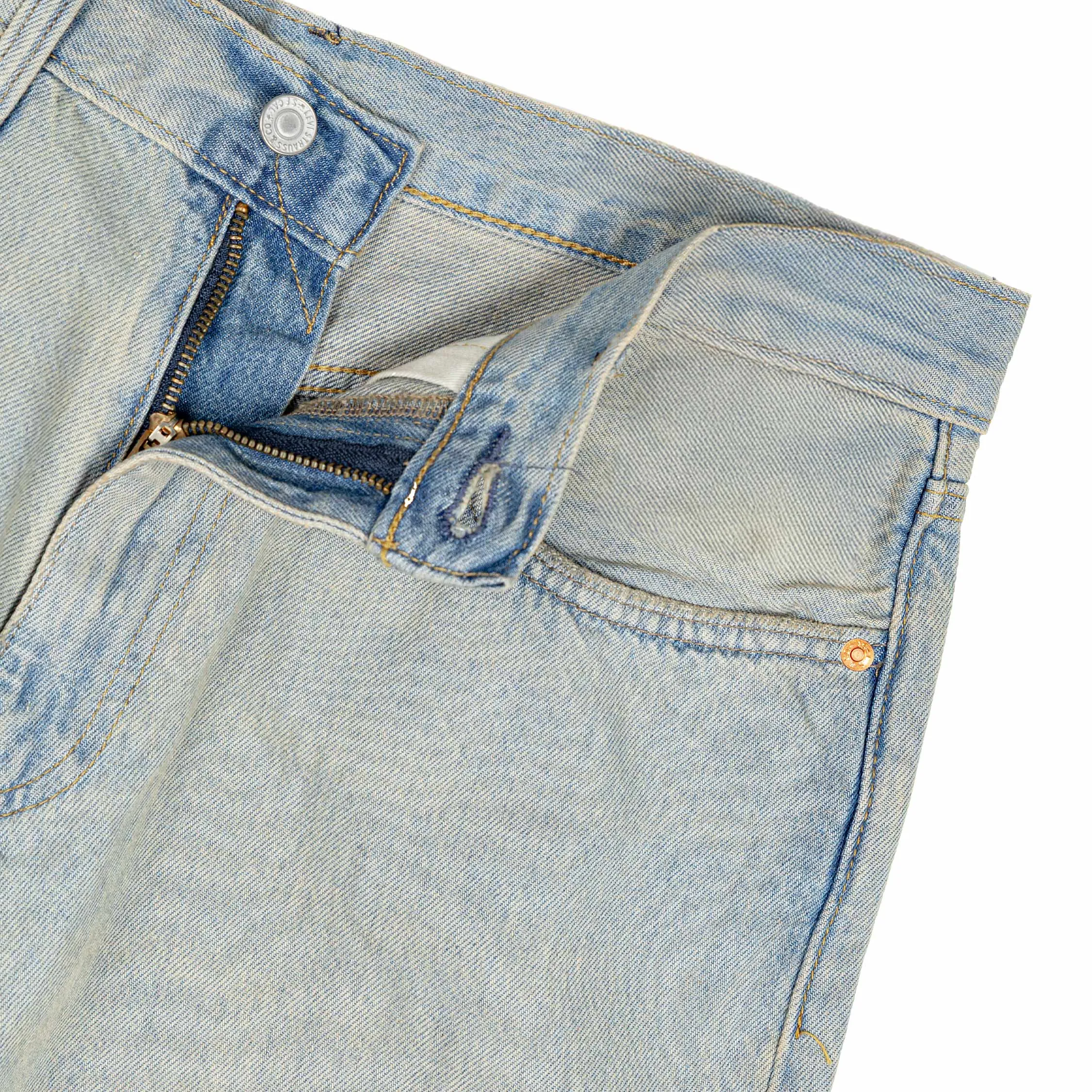 Levi's 478 Baggy Shorts sold by Asphalt Gold product image thumbnail 3