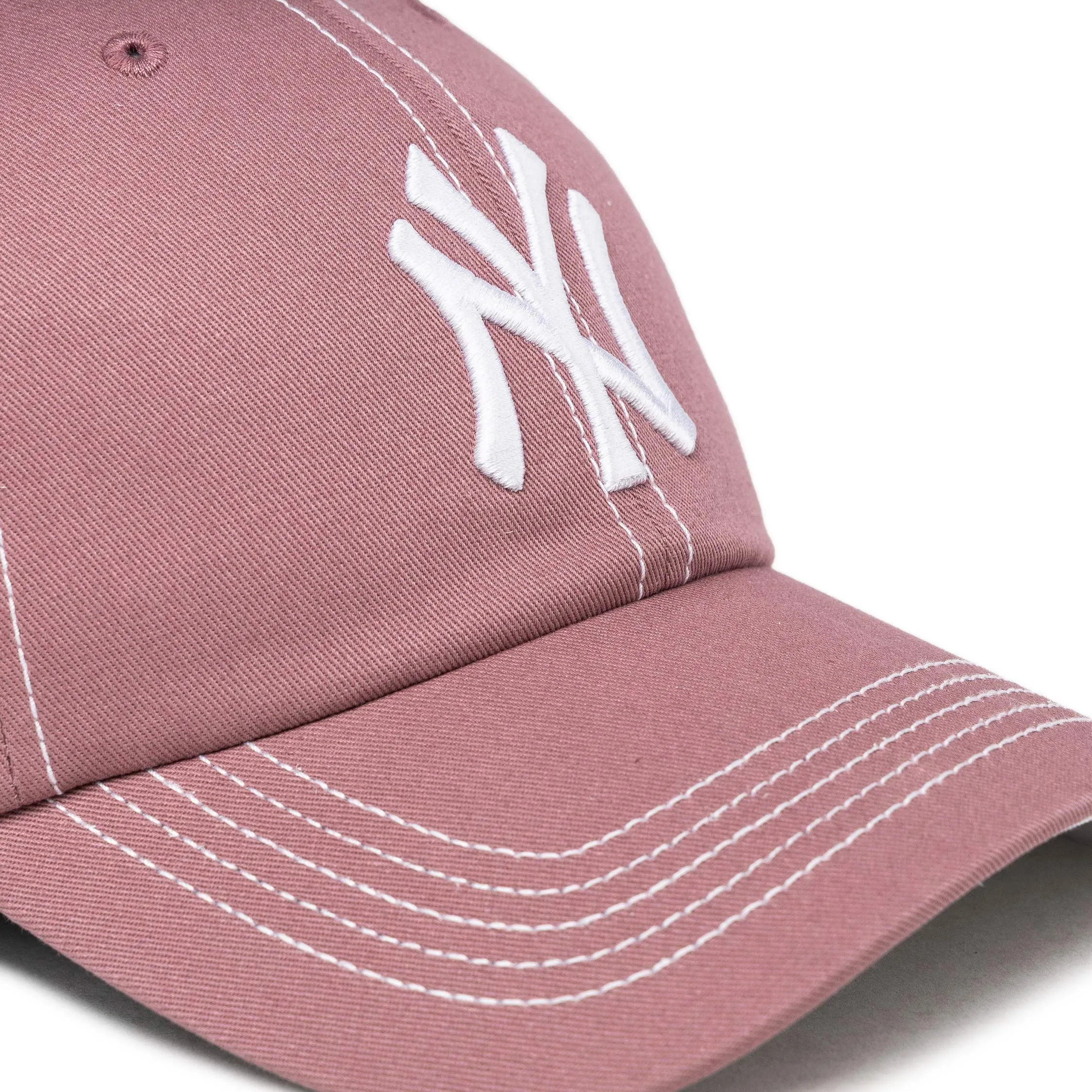 47 MLB New York Yankees Contrast Stitch *Clean Up* Cap sold by Asphalt Gold product image thumbnail 2