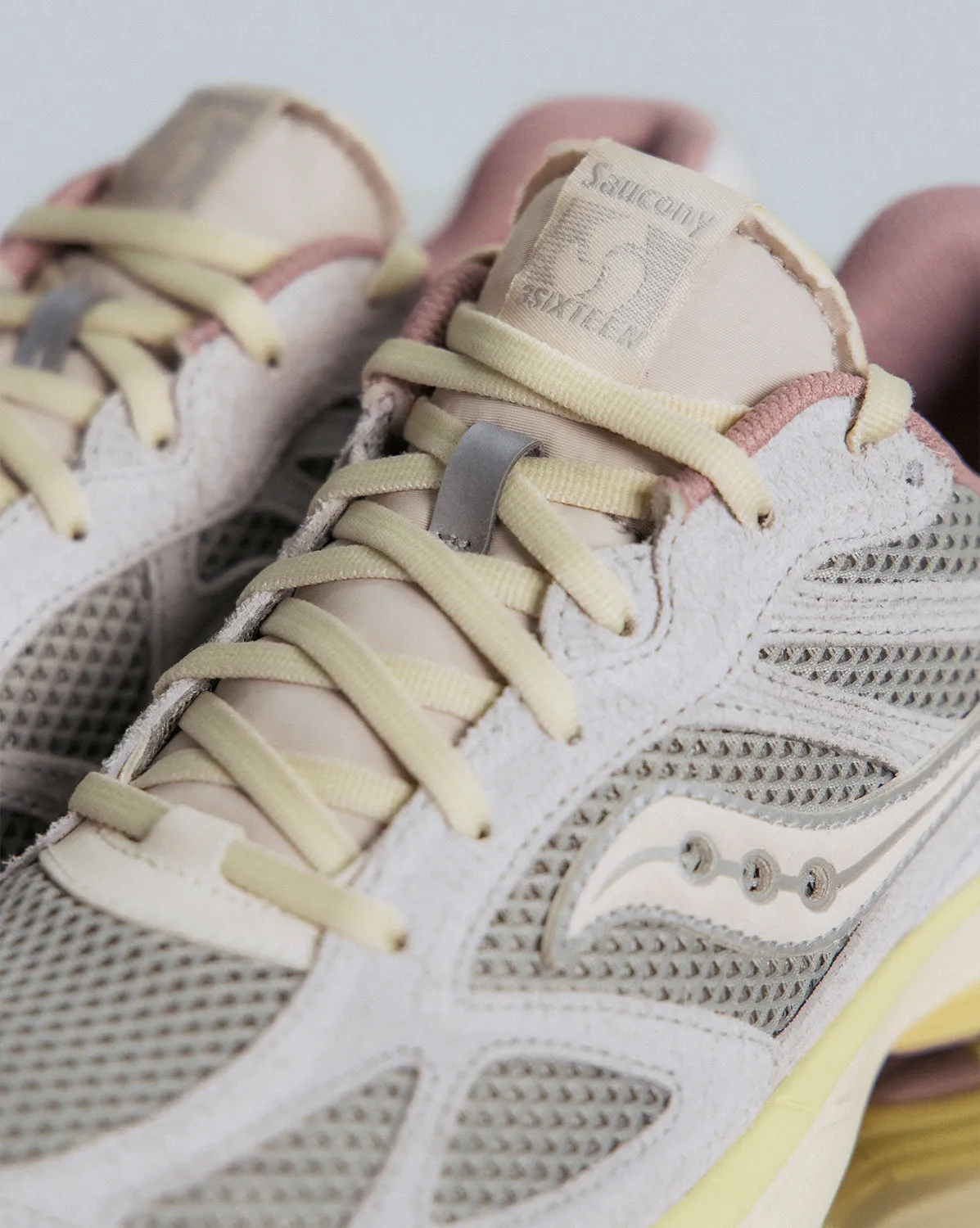 Saucony x 3sixteen Pro Grid Guide 7 sold by Asphalt Gold product image thumbnail 3