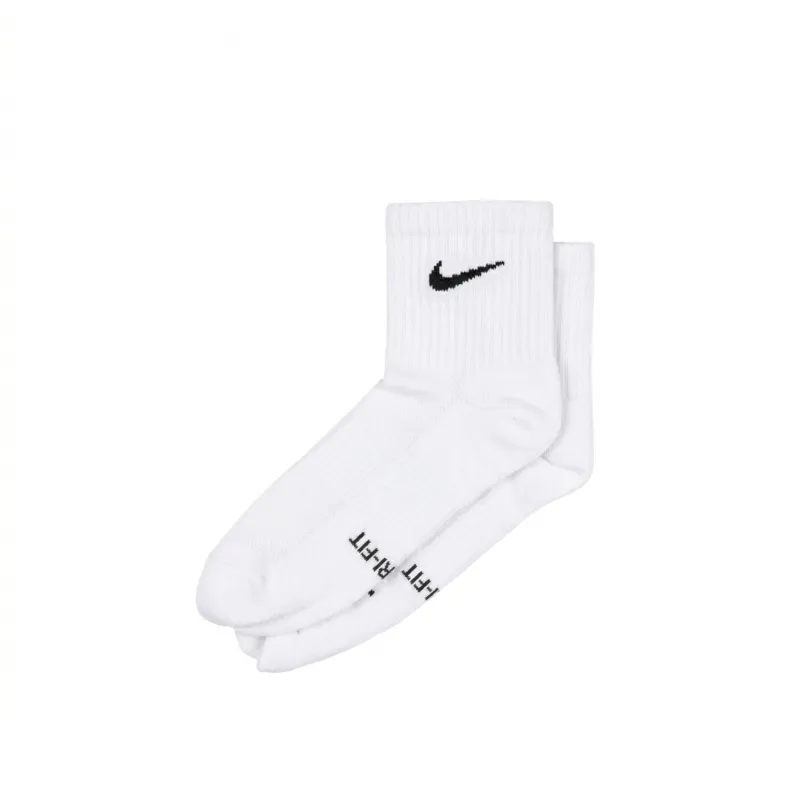 Nike Everyday Plus Lightweight Ankle Split-Toe Socks made by Nike