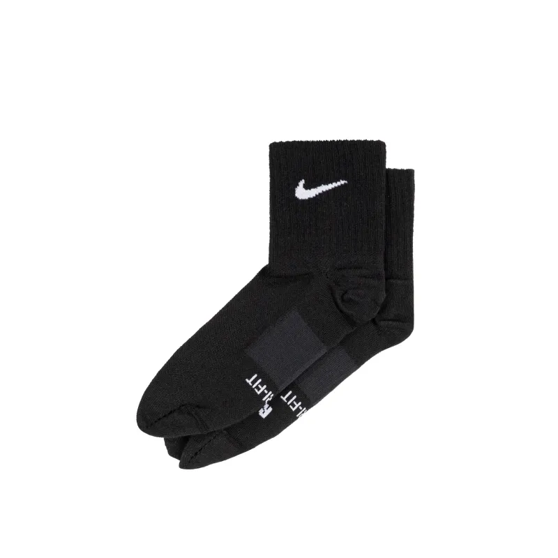 Nike	Everyday Plus Lightweight Ankle Split-Toe Socks made by Nike