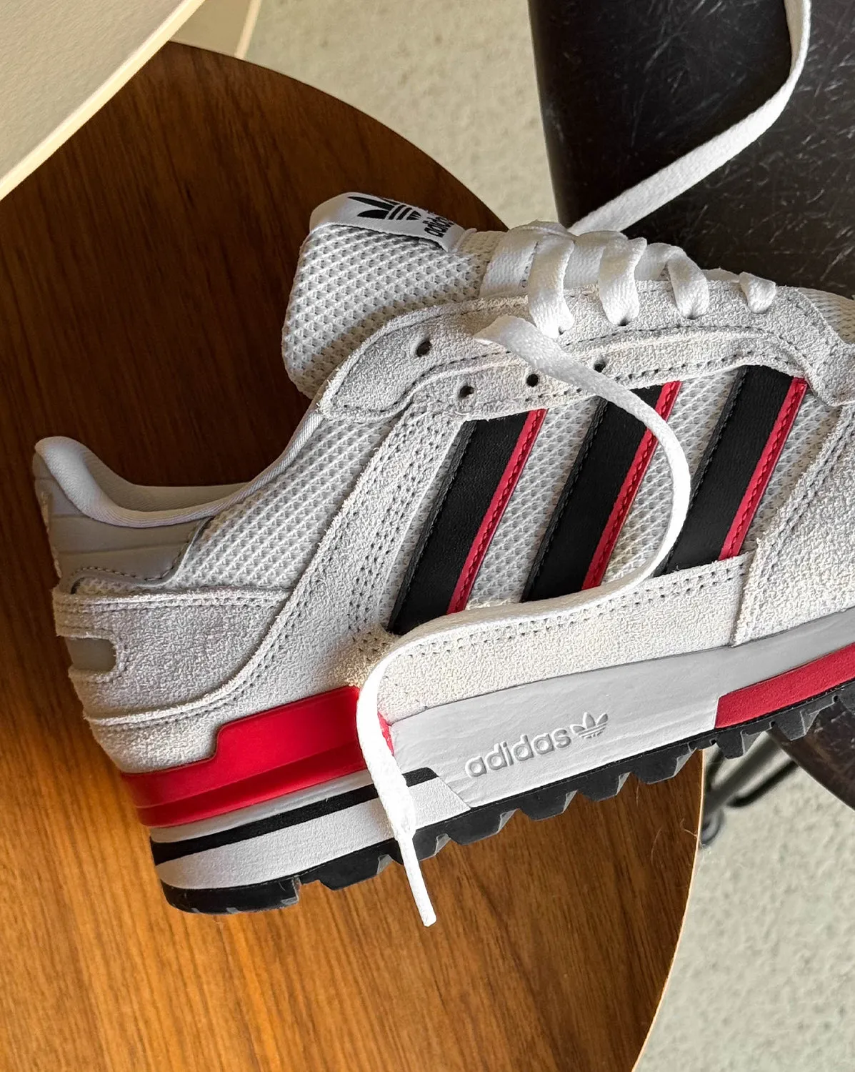 Adidas ZX 600 sold by Asphalt Gold product image thumbnail 3