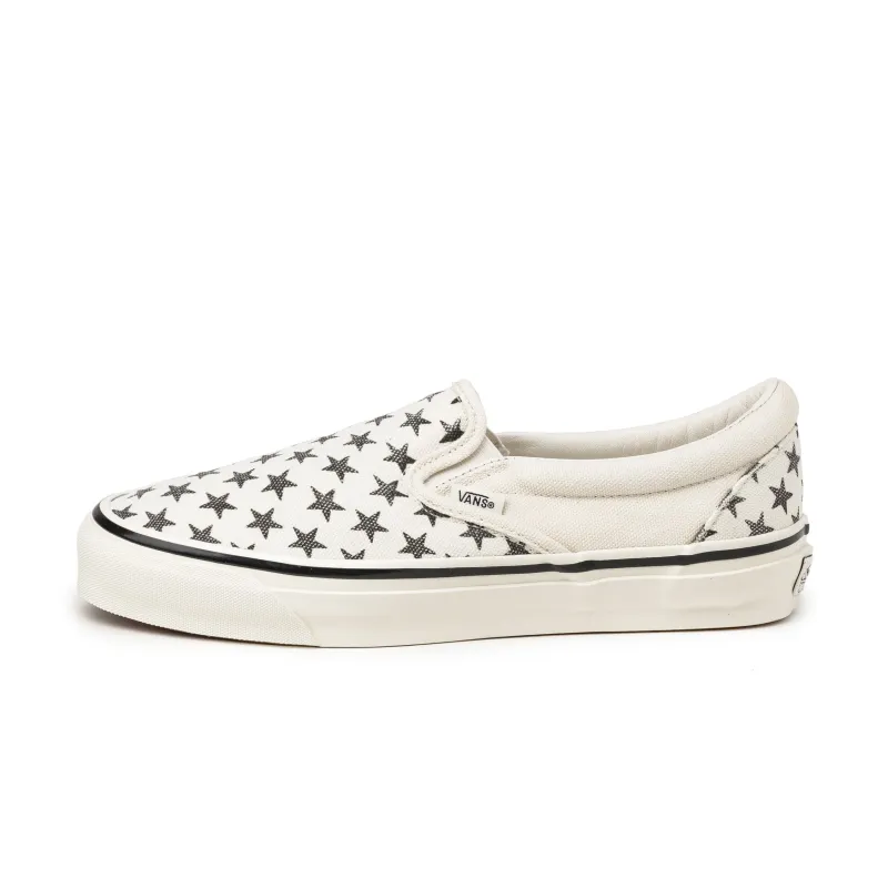 Vans Classic Slip-On *Stars* made by Vans