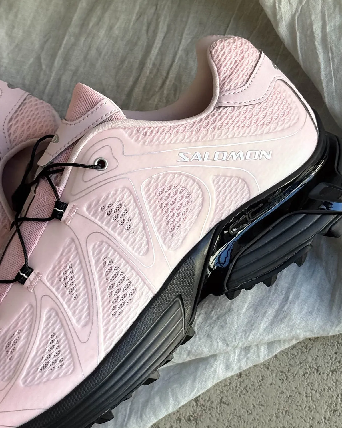Salomon XT-Whisper sold by Asphalt Gold product image thumbnail 3
