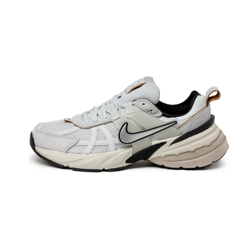 Nike Wmns V2K Run sold by Asphalt Gold