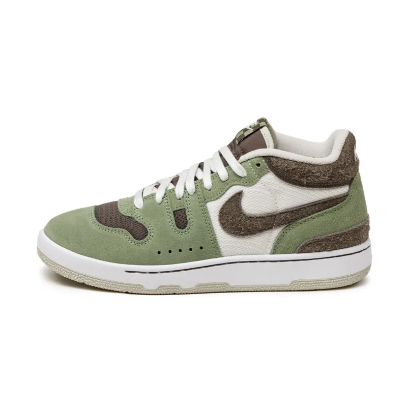 Nike Attack sold by Asphalt Gold