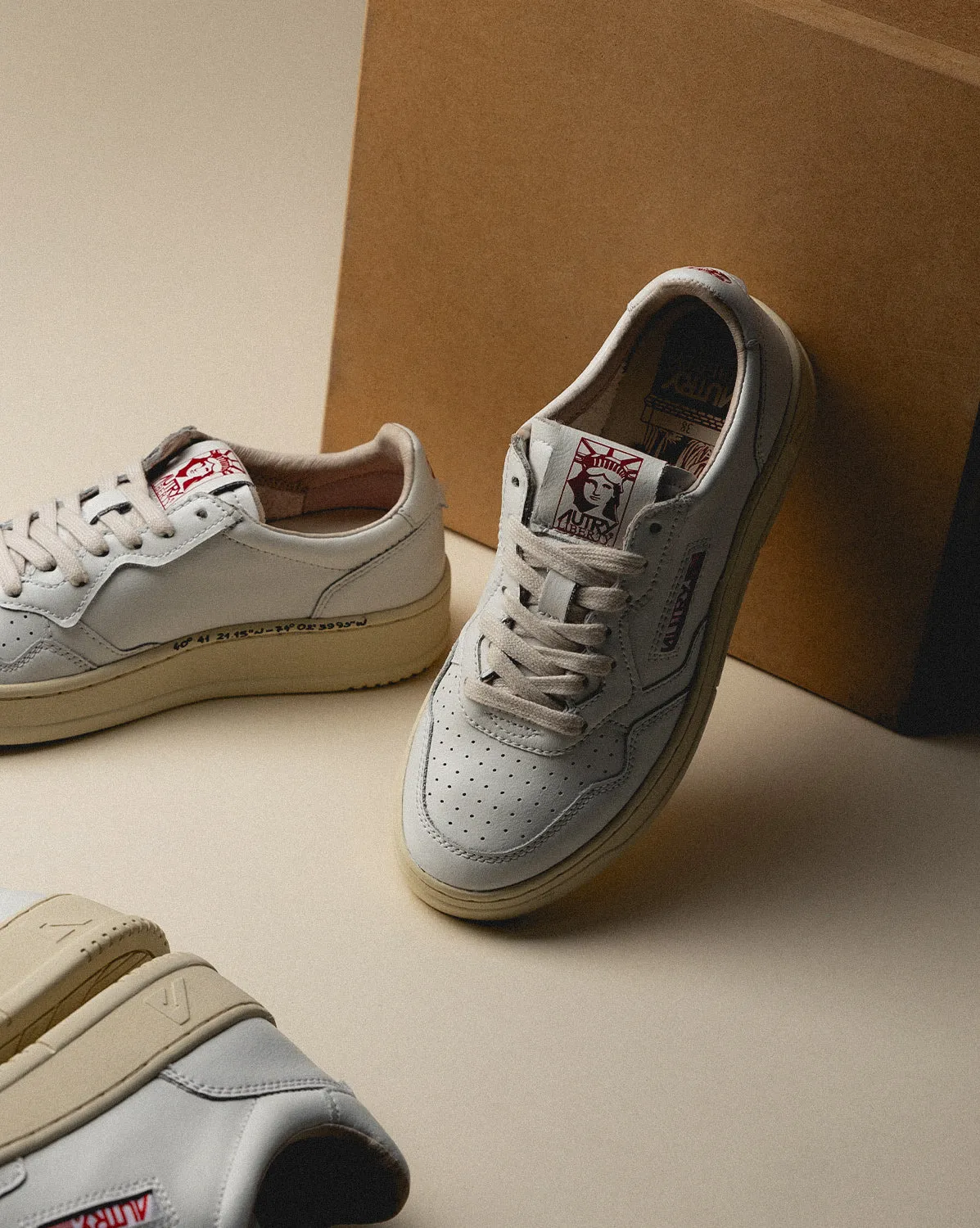 Autry Medalist W sold by Asphalt Gold product image thumbnail 4