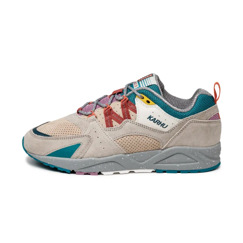 Karhu Fusion 2.0 sold by Asphalt Gold