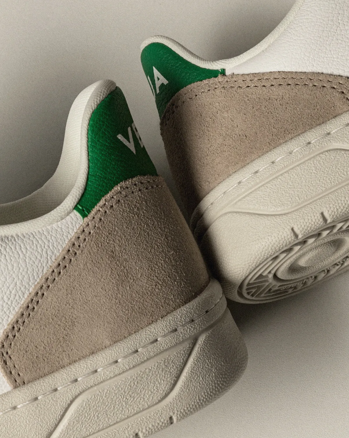 Veja V-10 Chromefree Leather sold by Asphalt Gold product image thumbnail 5