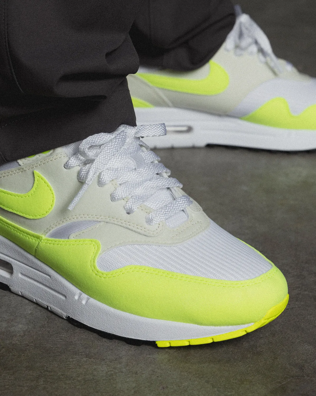 Nike Wmns Air Max 1 sold by Asphalt Gold product image thumbnail 5