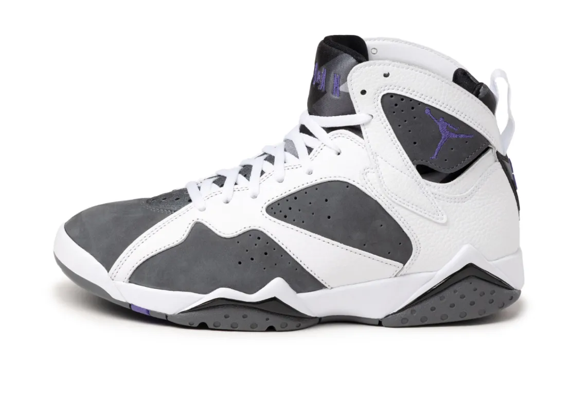 Nike Air Jordan 7 Retro *Flint* sold by Asphalt Gold