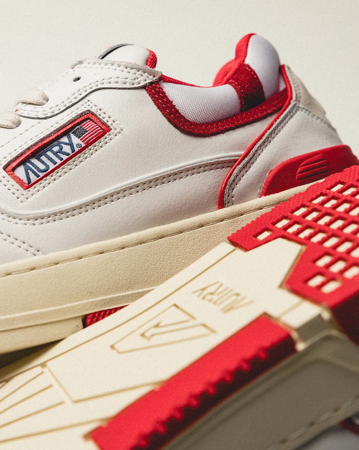 Autry CLC sold by Asphalt Gold product image thumbnail 5