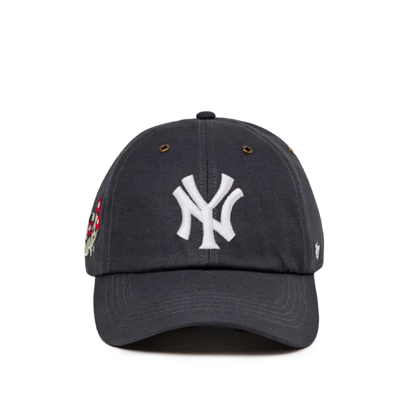47 MLB New York Yankees Petal Side *Clean Up* Cap sold by Asphalt Gold