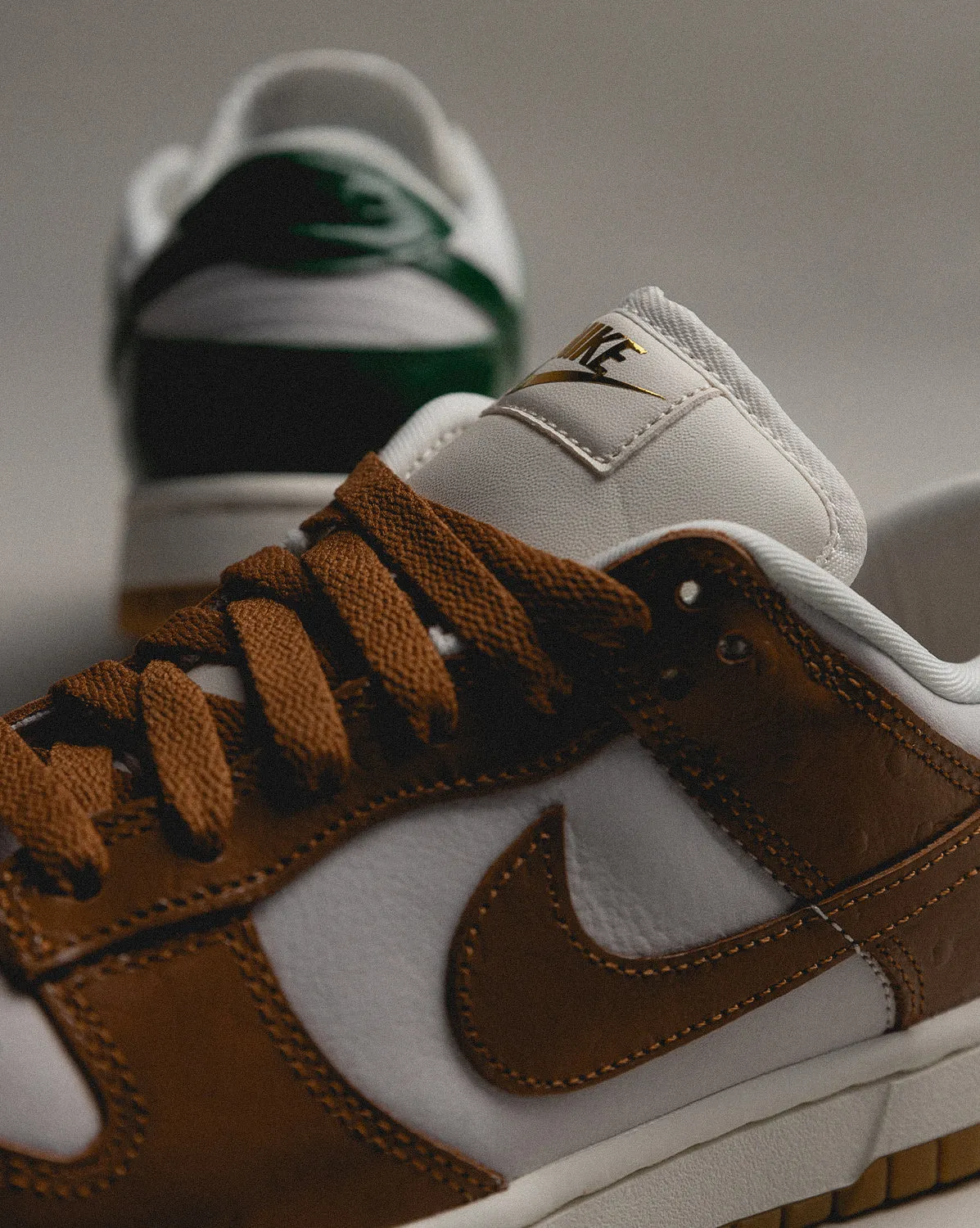 Nike Wmns Dunk Low LX *Ostrich* sold by Asphalt Gold product image thumbnail 5
