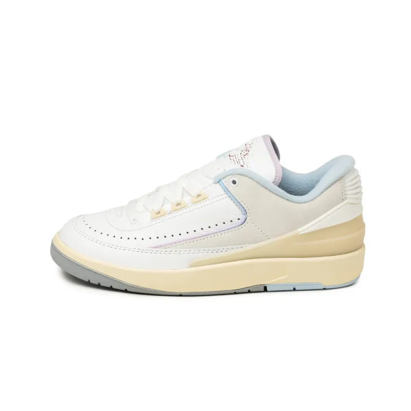 Nike Wmns Air Jordan 2 Retro Low sold by Asphalt Gold