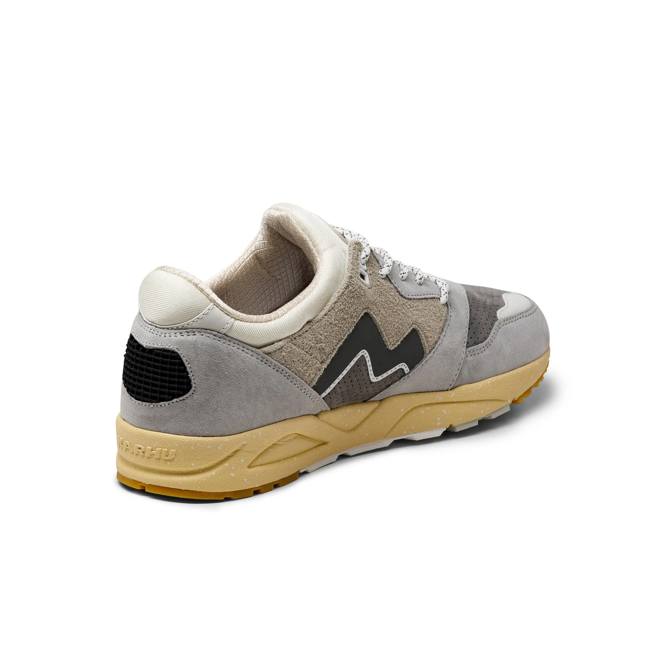 Karhu Aria 95 sold by Asphalt Gold product image thumbnail 3