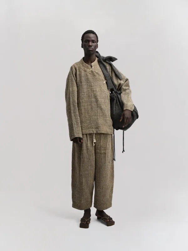 Peardrop Bag – Handwoven Yak & Sheep Wool – Dark Grey made by Gathering