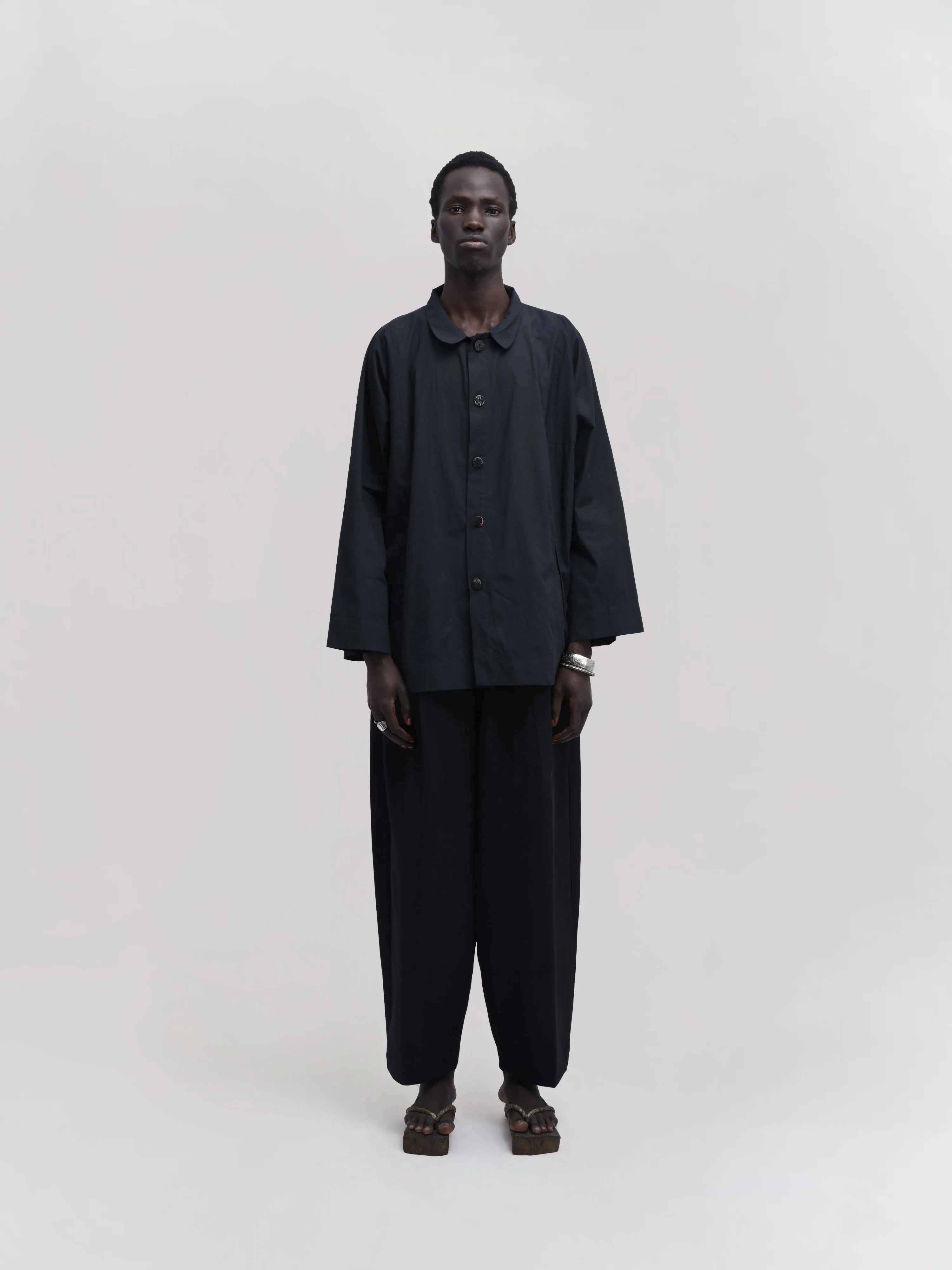 Farmer Shirt – Organic Cotton Poplin – Charcoal Black sold by Gathering