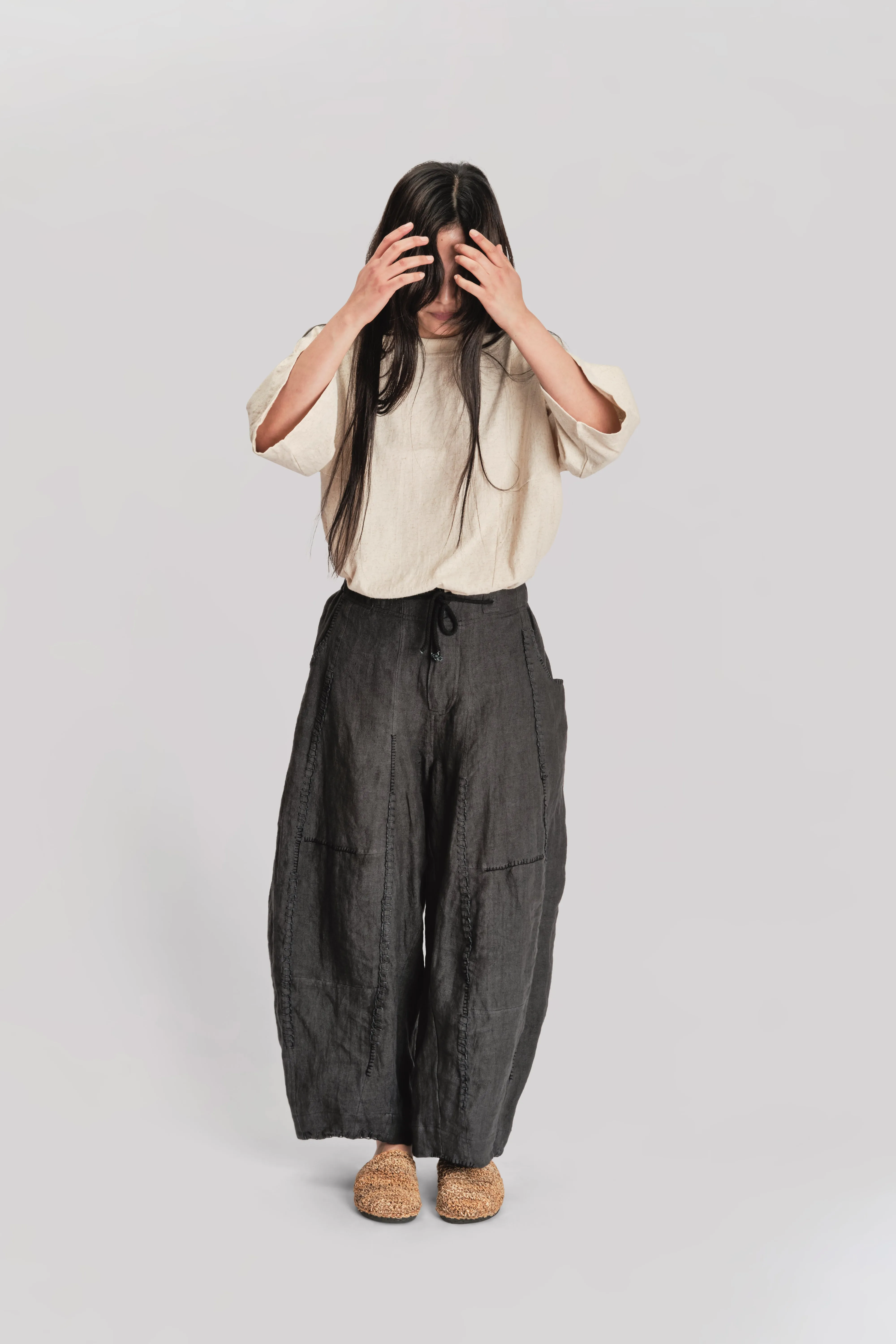 Fisherman Pant - Japanese Stonewashed Linen - Black sold by Gathering product image thumbnail 2
